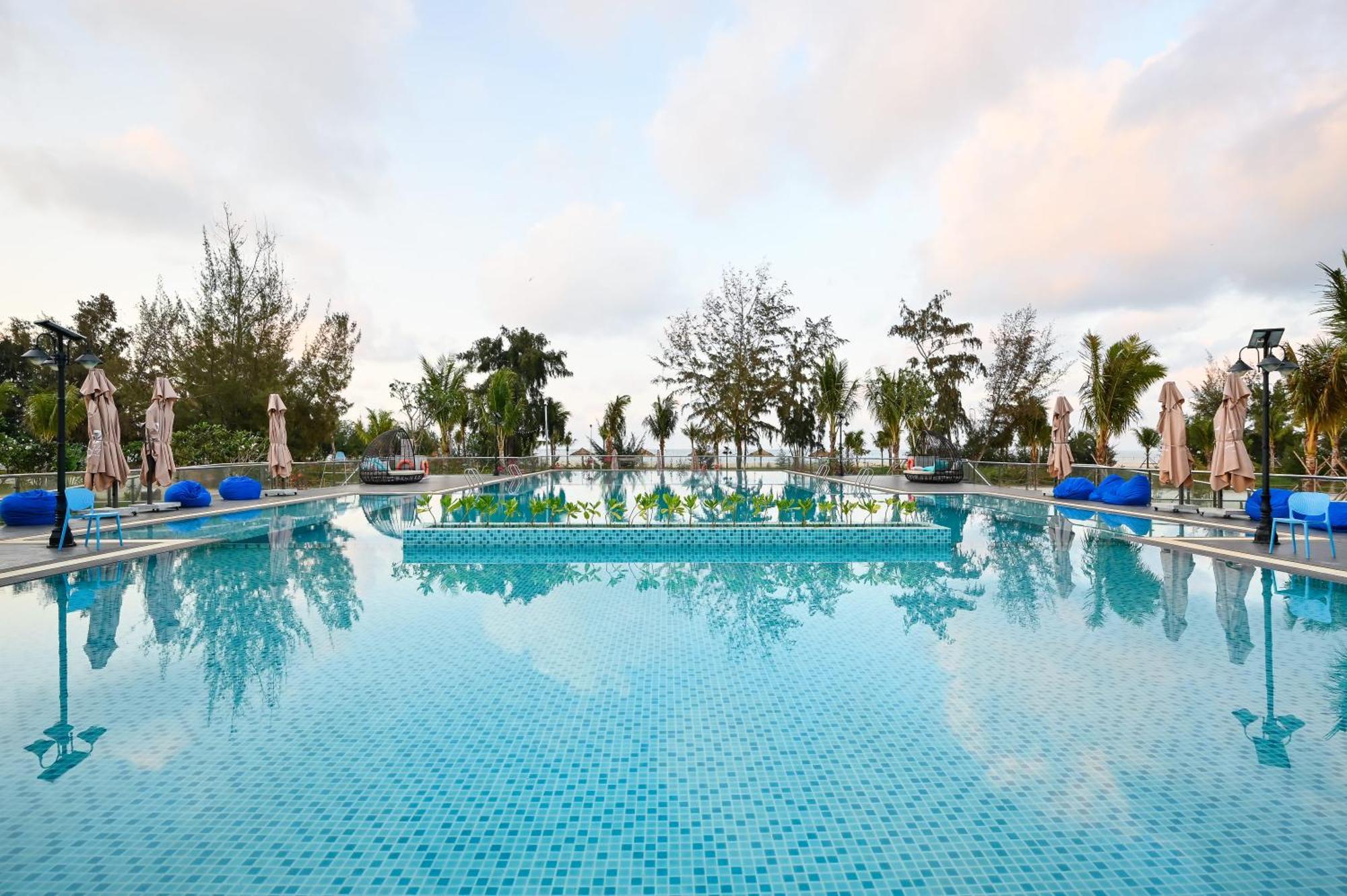 Emerald Ho Tram Resort Exterior photo
